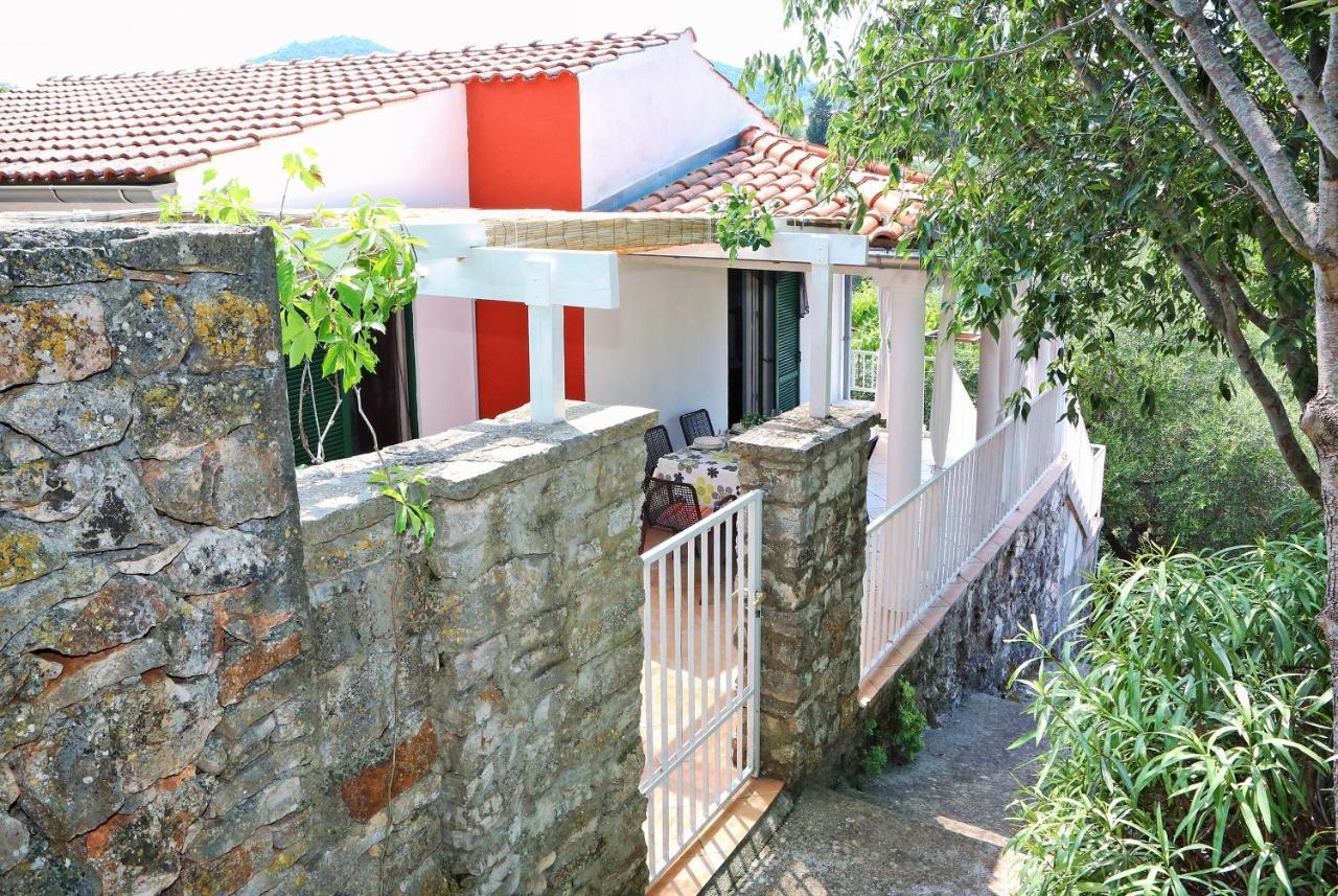 Seaside Holiday House Sali, Dugi Otok - 16128 Екстер'єр фото
