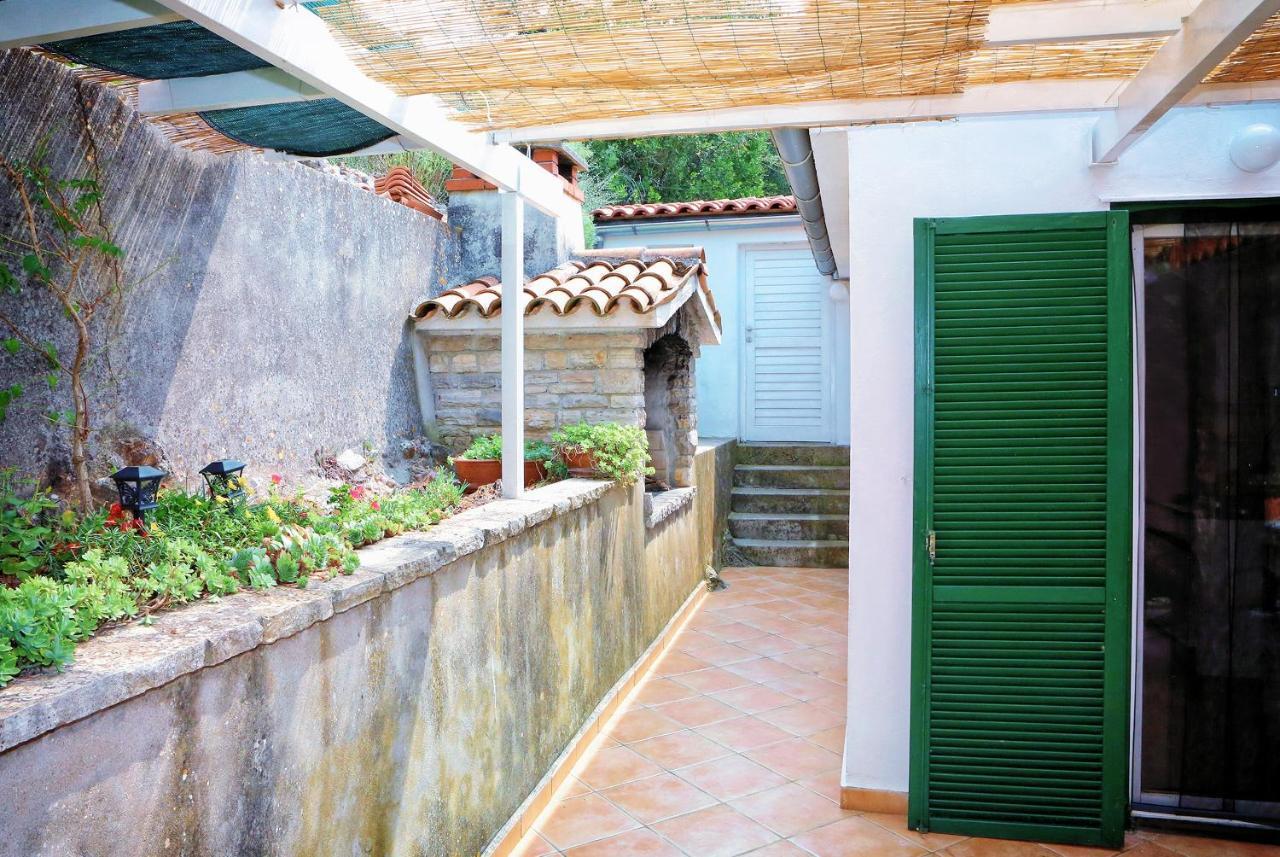 Seaside Holiday House Sali, Dugi Otok - 16128 Екстер'єр фото